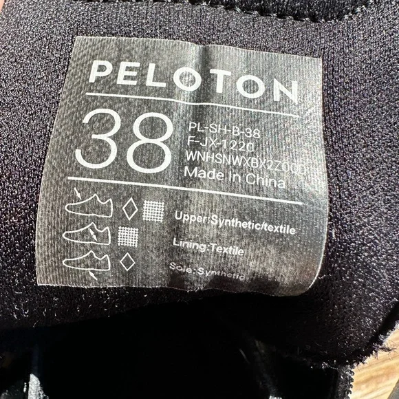 Peloton Cycling Shoes - Picture 5 of 5